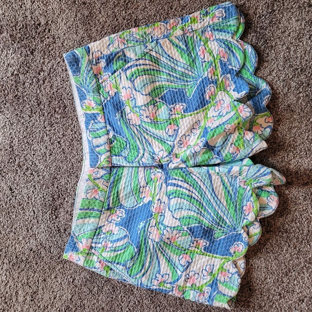 Lilly Pulitzer Shorts 00